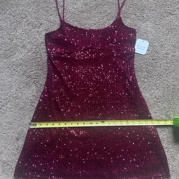 Altar’d State “Dorothy” Red Sequin Mini Dress – Medium, NWT - Picture 7 of 13